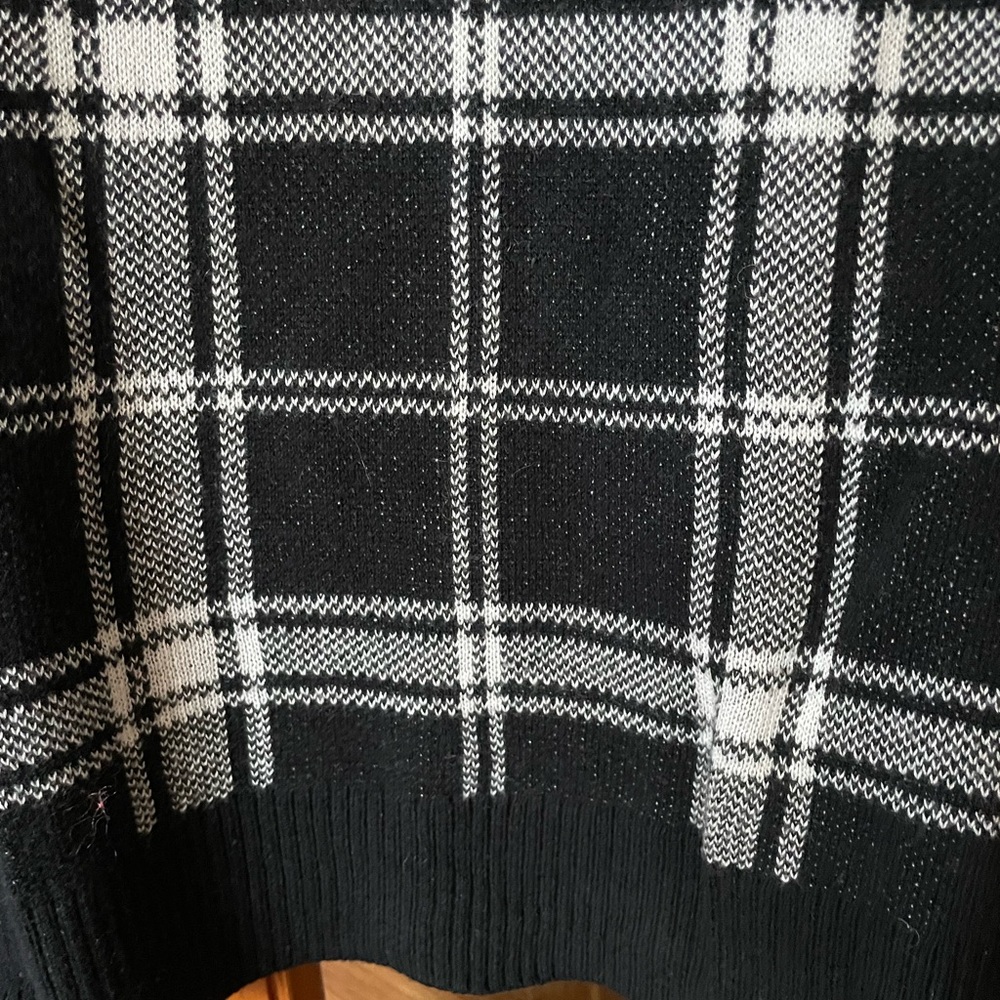 Men Sweater - Picture 5 of 6